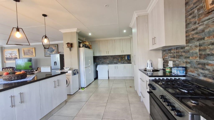 3 Bedroom Property for Sale in Dana Bay Western Cape